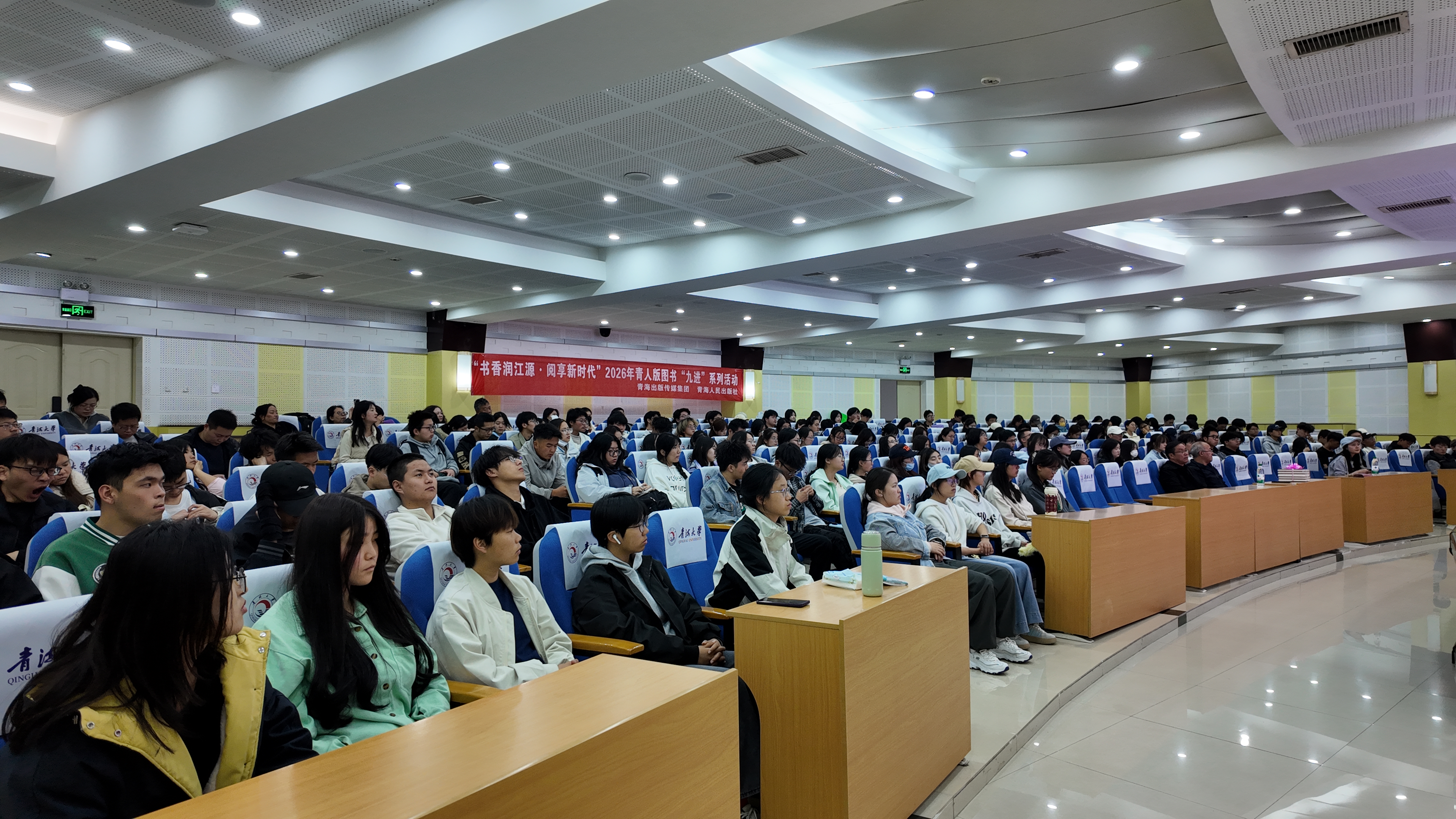 b1010eac098c4d7bab2385ddf29bfbbf.jpg b1010eac098c4d7bab2385ddf29bfbbf.jpg