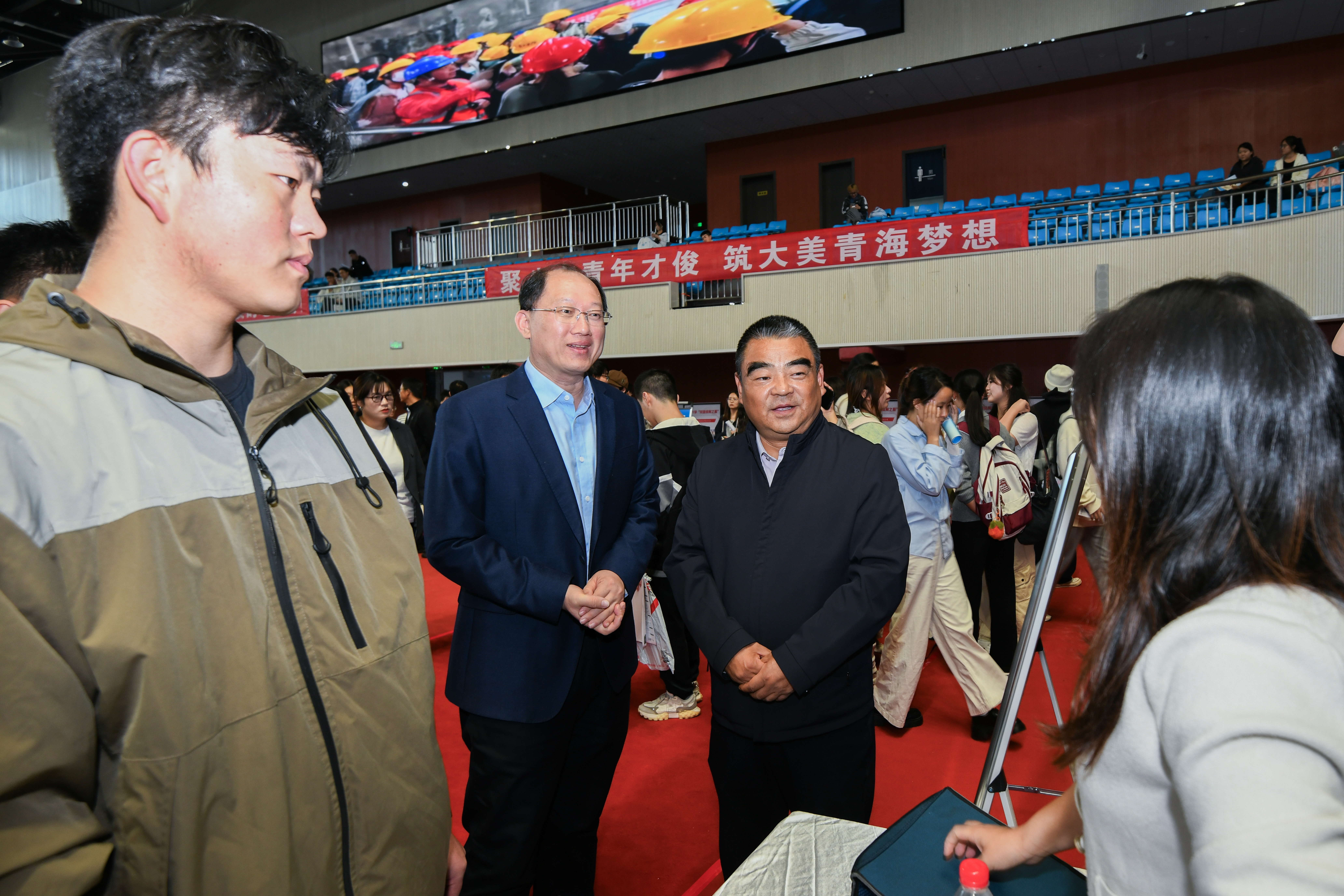 3ab3ec56a893484e87455f0e8a6b378d.jpg